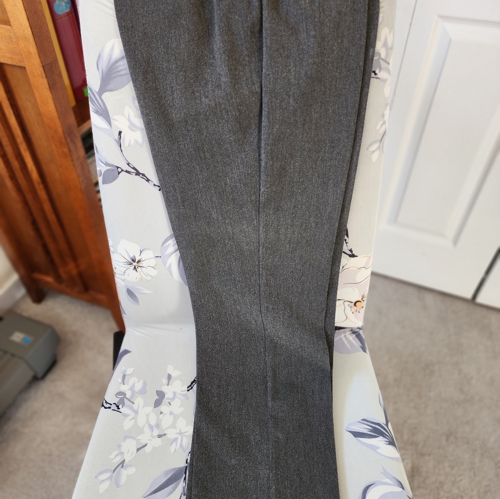 Complete Outfit - Picture 2 of 4